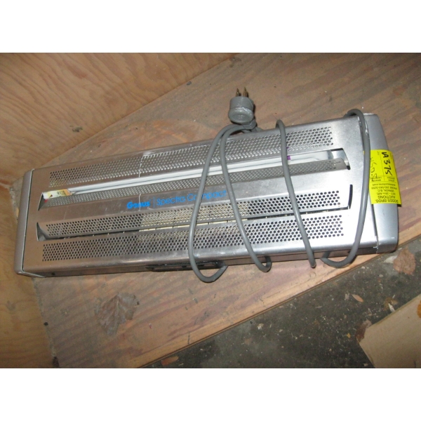 GENIUS SPECTRA COMPACT BUG ZAPPER