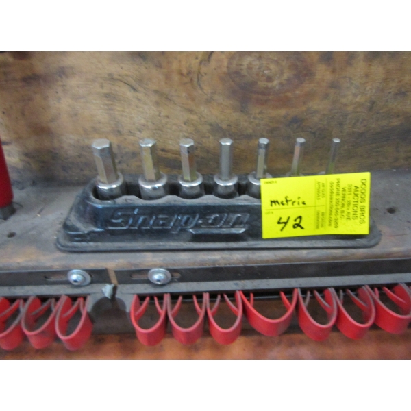 SET OF SNAP ON 3/8" DRIVE METRIC HEX SOCKETS