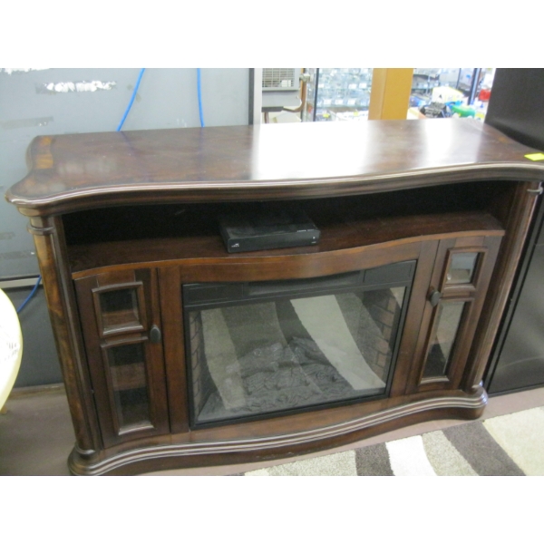 FIREPLACE HEATER SURROUND UNIT W/SIDE CABINET DOORS