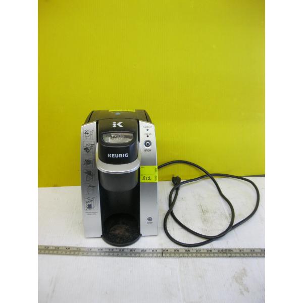 KEURIG MACHINE