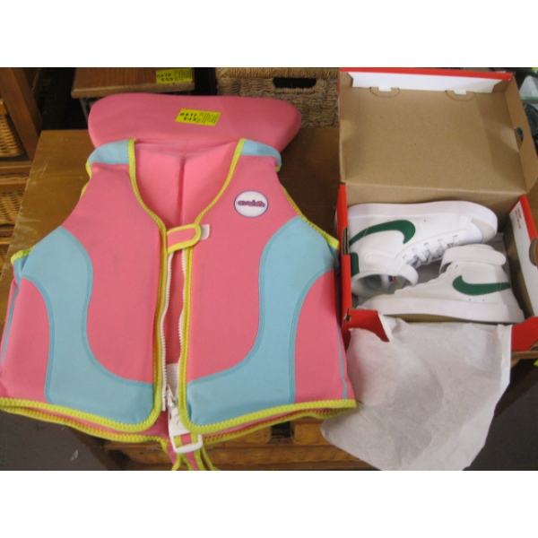 SM. NEW PAIR OF SZ 12 KIDs BLAZER RUNNERS & KIDs LIFE JACKET