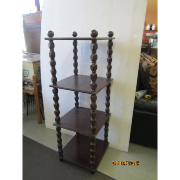4 TIER SQUARE SHELF UNIT