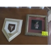 Image 1 : 2 BOX FRAMED ITEMS - SNUFF BOTTLE & A SHARKS TOOTH