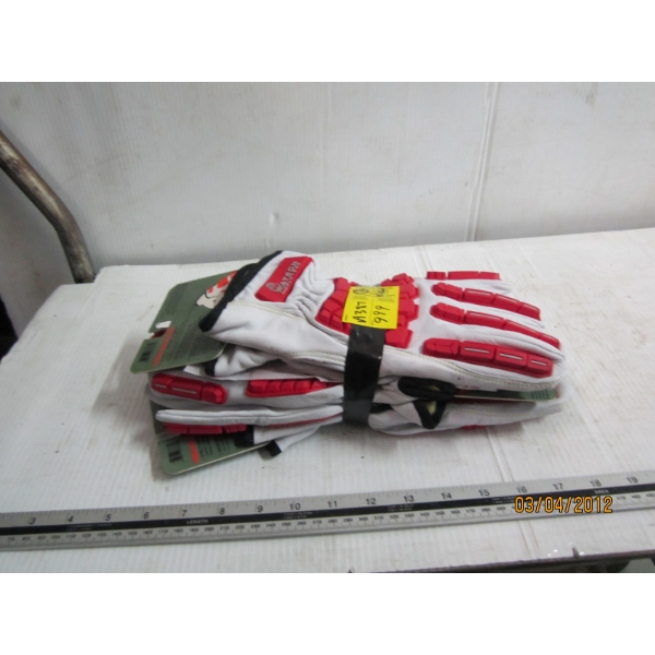 3 PAIR OF SZ XXL GLOVES