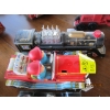 Image 3 : 4 TIN ITEMS - 2 TRAIN ENGINES & 2 CARS