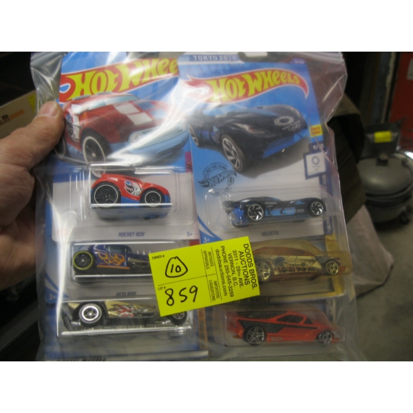 10 NEW HOTWHEELS CARS