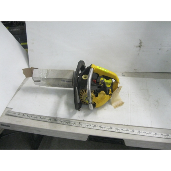 MCCULLOUGH EAGER BEAVER GAS CHAINSAW - MISSING GAS CAP