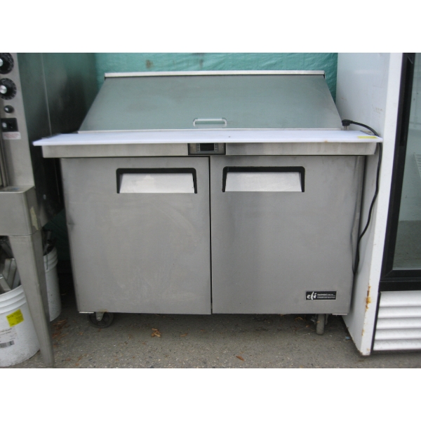 DOUBLE DOOR REFRIDGERATED PREP TABLE