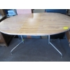 Image 1 : VINTAGE OVAL TABLE W/LEAF