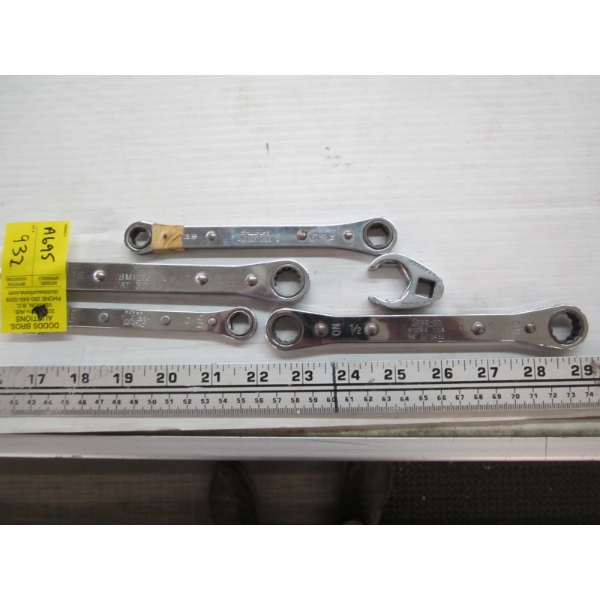 SNAP ON RATCHETING WRENCHES & 1 CLAWFOOT WRENCH