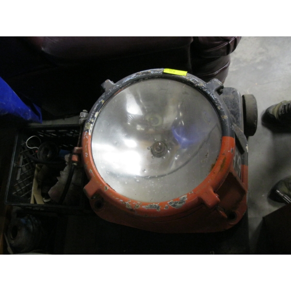 LG. CN TRAIN HEADLAMP