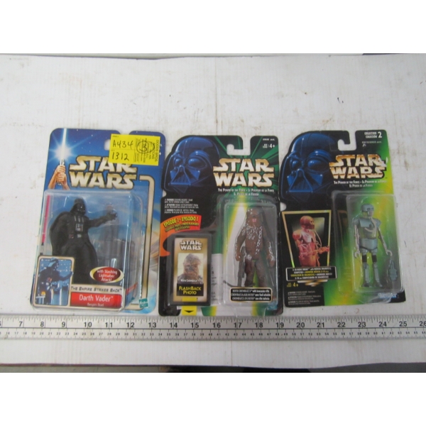 3 STAR WARS FIGURINES