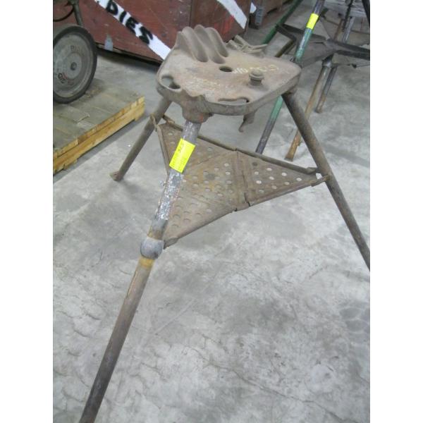 RIGID TRI STAND  