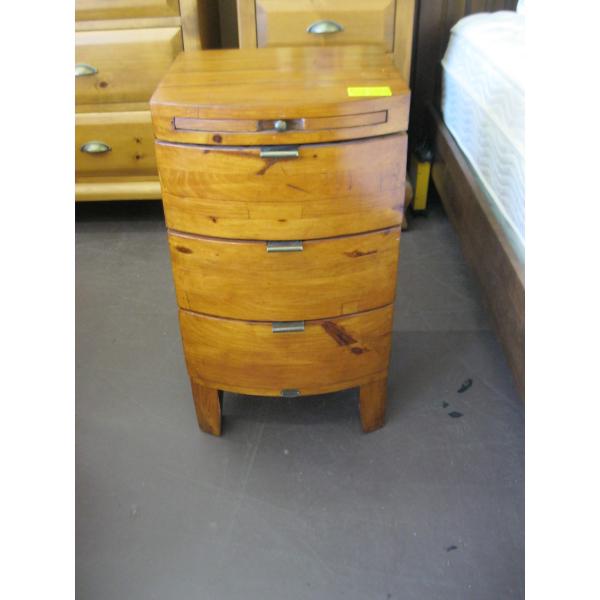 SM. 3 DRAWER NIGHTSTAND W/PULLOUT SHELF