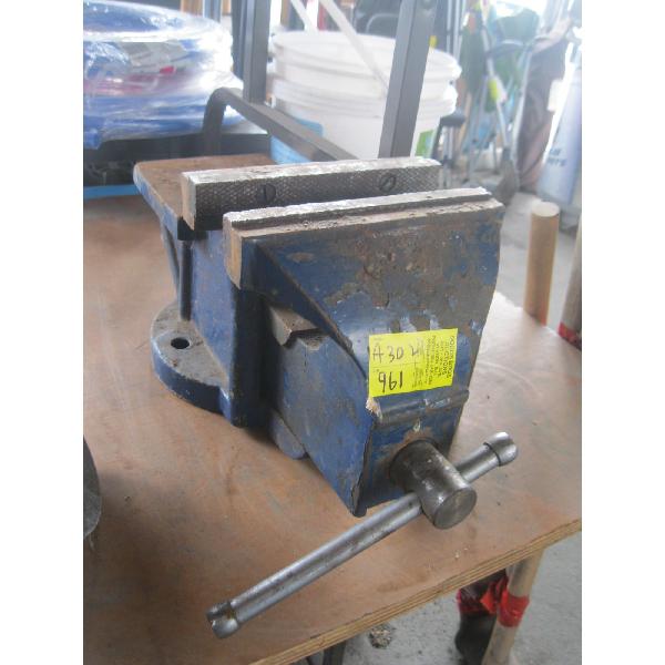 8" VISE