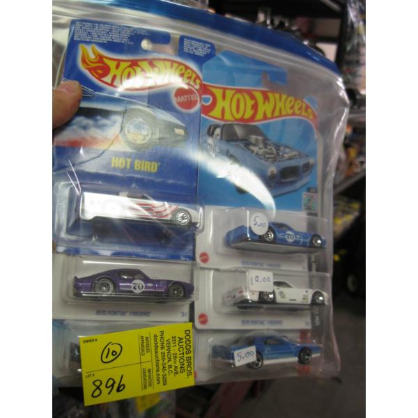 10 NEW HOTWHEELS CARS