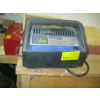 Image 1 : SHIP 'N SHORE SHUMACHER 12V BATTERY CHARGER