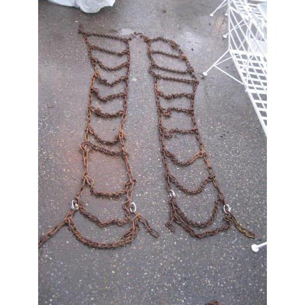 SET OF V BAR TIRECHAINS