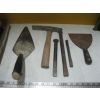 Image 2 : BOX OF TROWELS