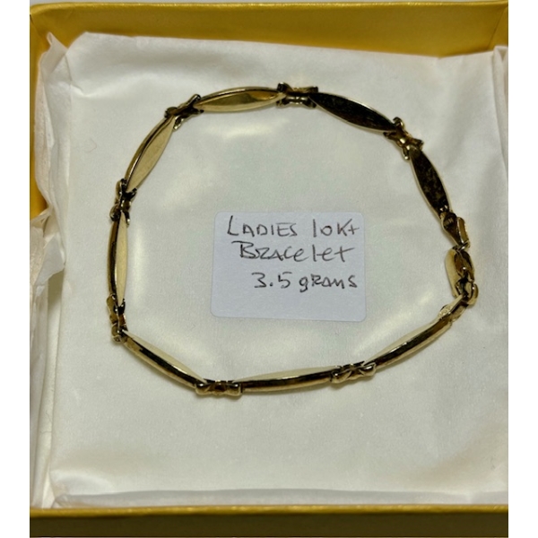 LADIES 10KT BRACELET - 3.5G