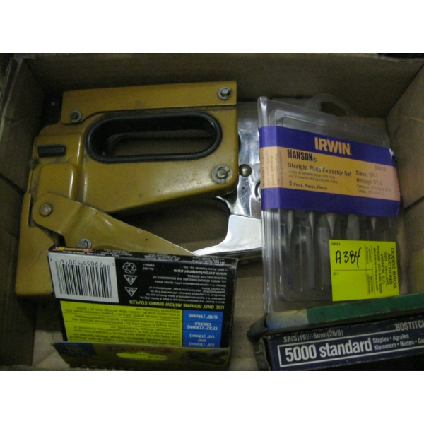 2 HAND STAPLERS & STAPLES