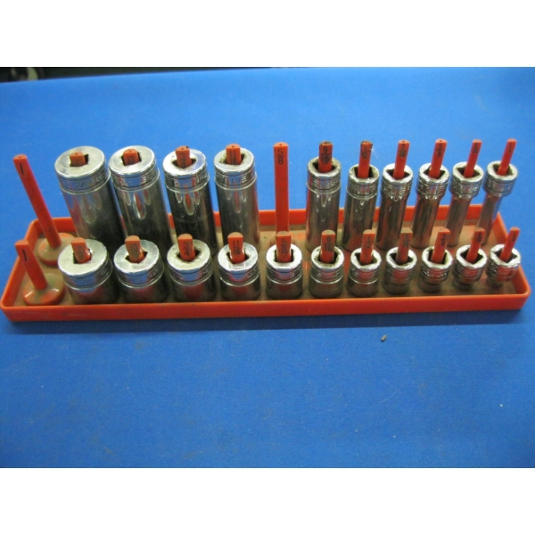 SNAP ON 3/8" DRIVE DEEP & REGULAR SOCKETS