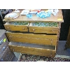 Image 2 : ANTIQUE 4 DRAWER MIRRORED DRESSER