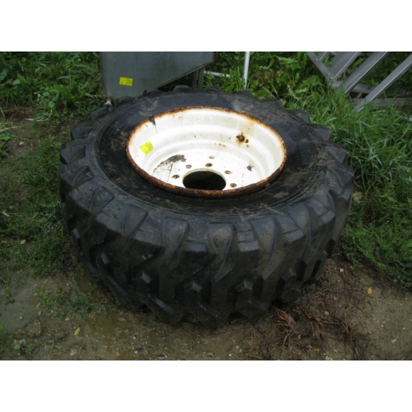 TRACTOR TIRE ON RIM
