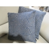 Image 2 : 4 BLUE/GREY PILLOWS