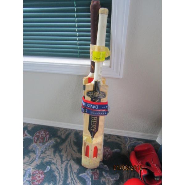 2 CRICKET BATS