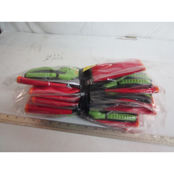 6 PAIR OF SZ 8 GLOVES