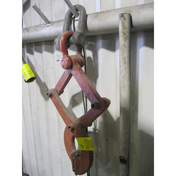 LIFTING CLAMP