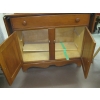 Image 4 : VILAS MAPLE SIDEBOARD W/UPPER SHELF