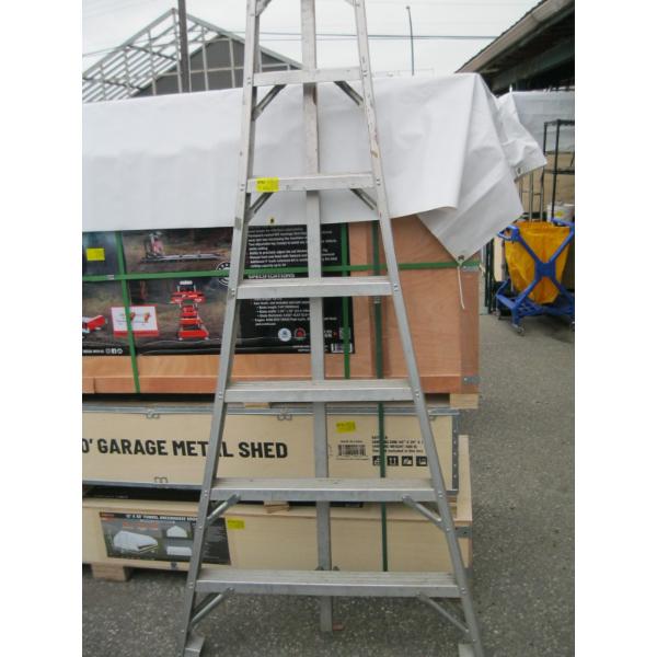 8' ALUMINUM ORCHARD LADDER