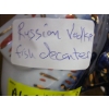 Image 2 : RUSSIAN VODKA FISH DECANTER W/5 SHOTGLASSES