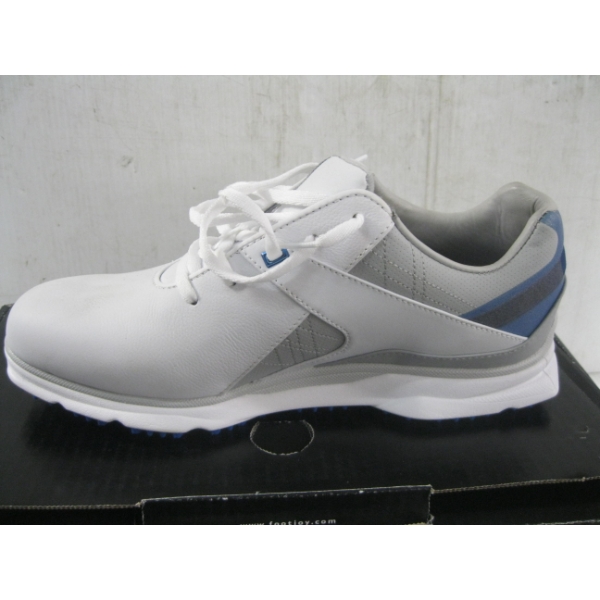 NEW PAIR OF SZ 8.5 MEN'S GOLF SHOES