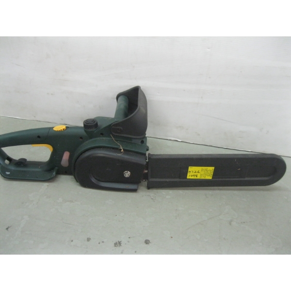 GREEN ELECTRIC CHAINSAW