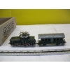 Image 4 : TRAIN CARS & 2 ENGINES
