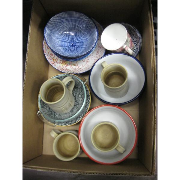 FLAT OF POTTERY BOWLS, ETC.
