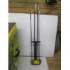 Image 2 : BOW & ARROW TARGET W/4 ARROWS & HOLDER