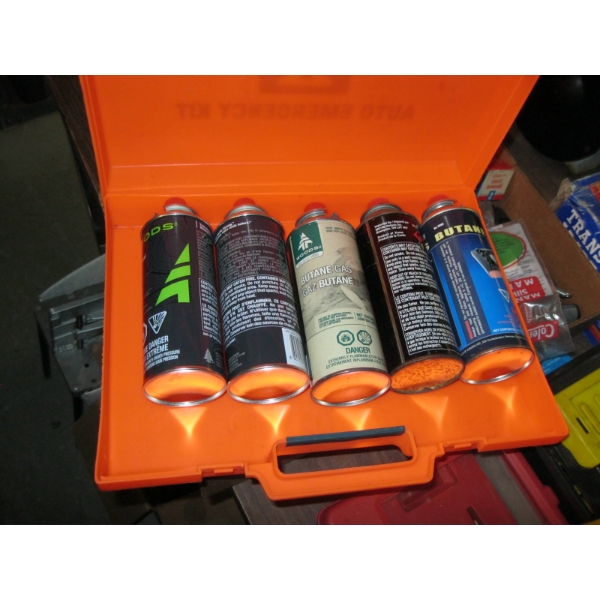 AUTO EMERGENCY KIT