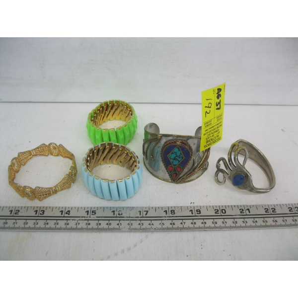 5 BRACELETS