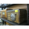 Image 3 : 2 WOOD CASED RADIOS