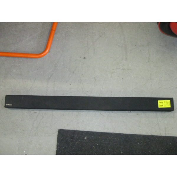 SAMSUNG SOUNDBAR
