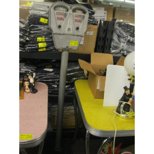 DUAL HEAD PARKING METER