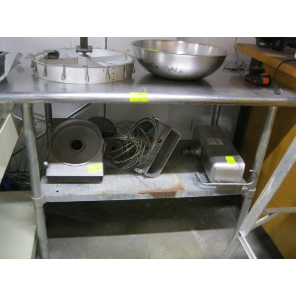 4' STAINLESS STEEL TABLE