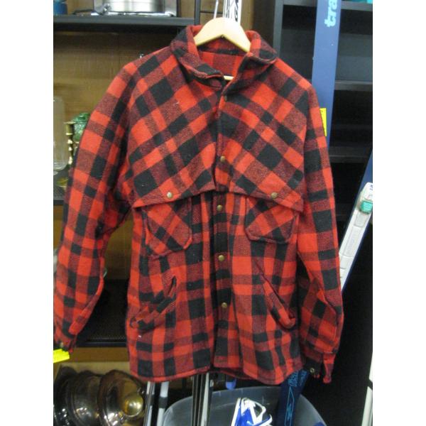 RED & BLACK PIONEER MACKINAW JACKET, APPROX. L/XL