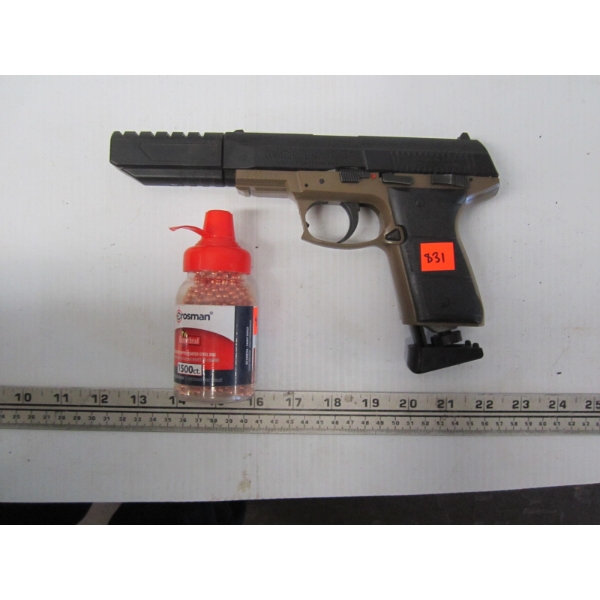 POWERLINE BY DAISY .177 CALIBER PELLET OR BB PISTOL - CO2