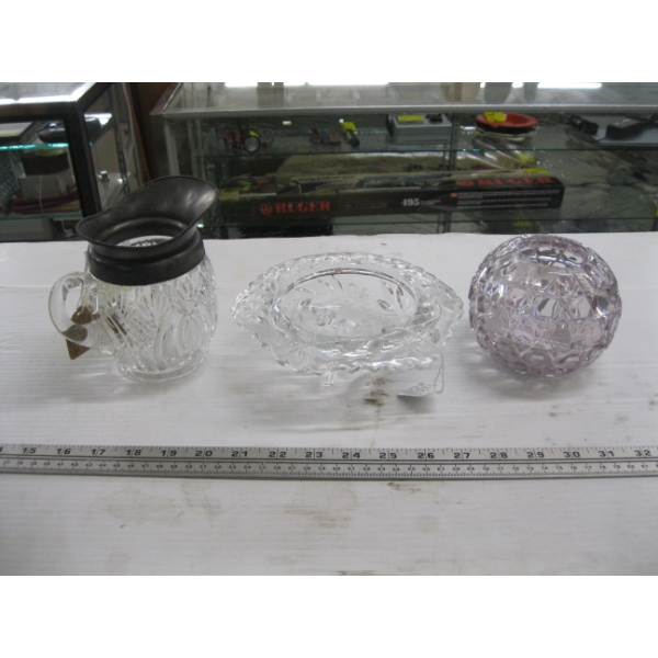 3 PIECES OF VINTAGE GLASSWARE
