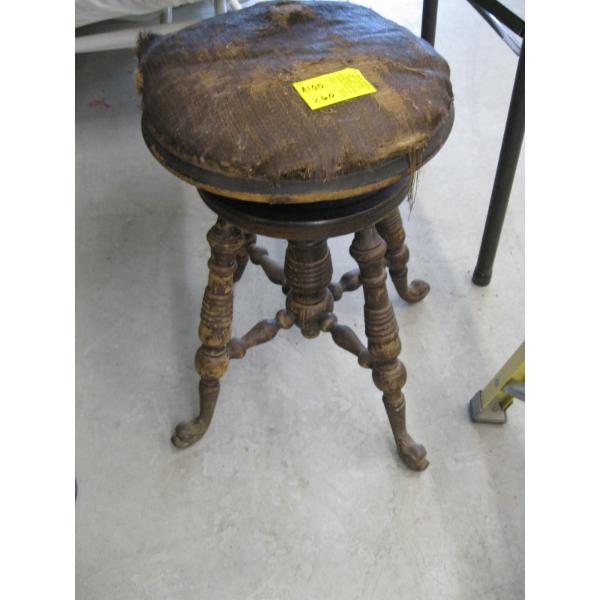 ANTIQUE PIANO STOOL